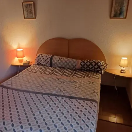 Hébergement de vacances Duplex Bord De Avec Jardin